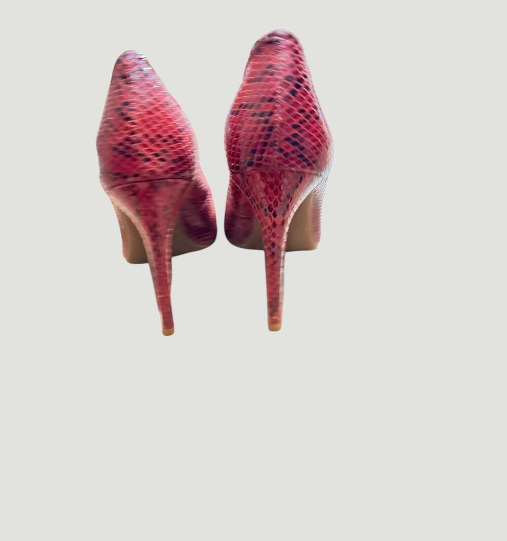 Gianni Bini Larsa Red Snake Print Pointed Toe Stiletto Pumps - Picture 5 of 9